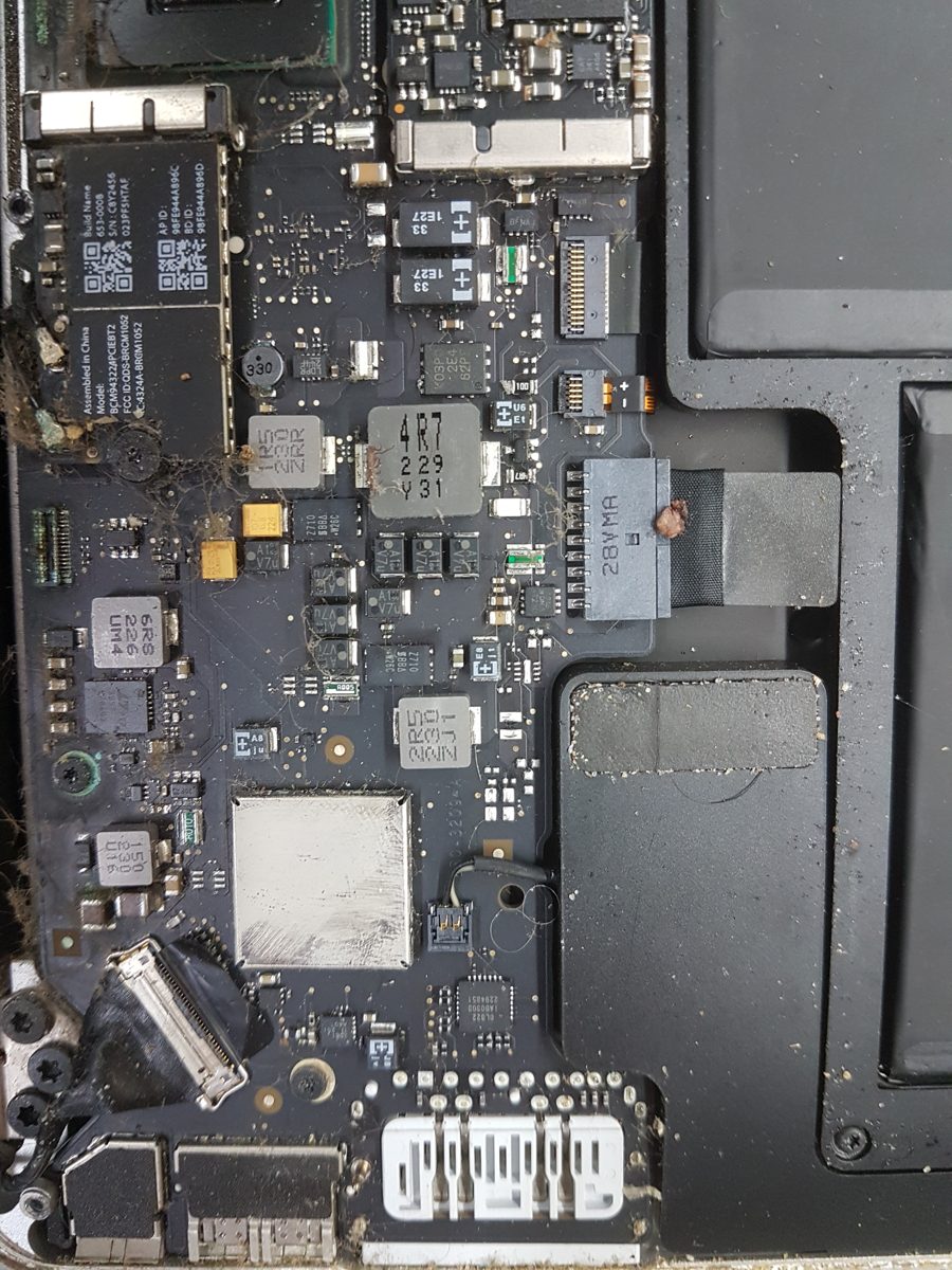 MacBook Air A1466