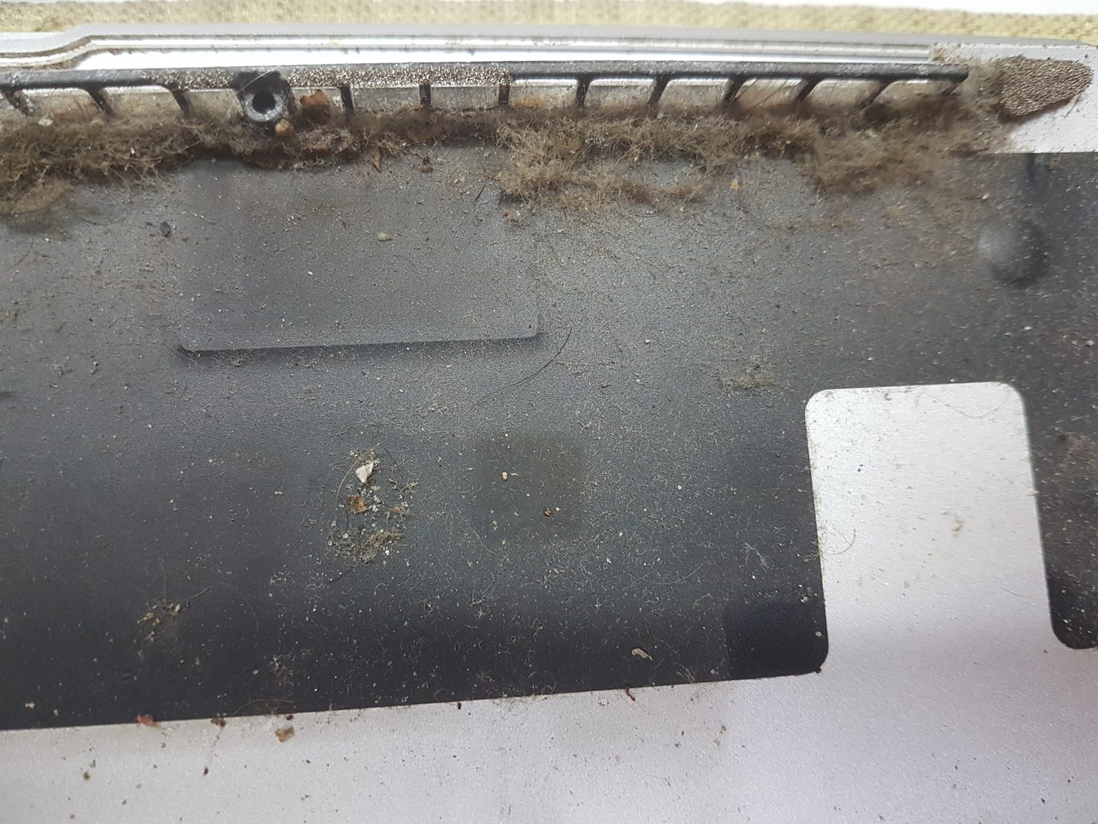 MacBook Air A1466 - REPARO - caso real de reparo de placa lógica